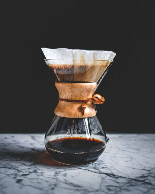 Chemex Coffee : Step by Step Brewing Guide